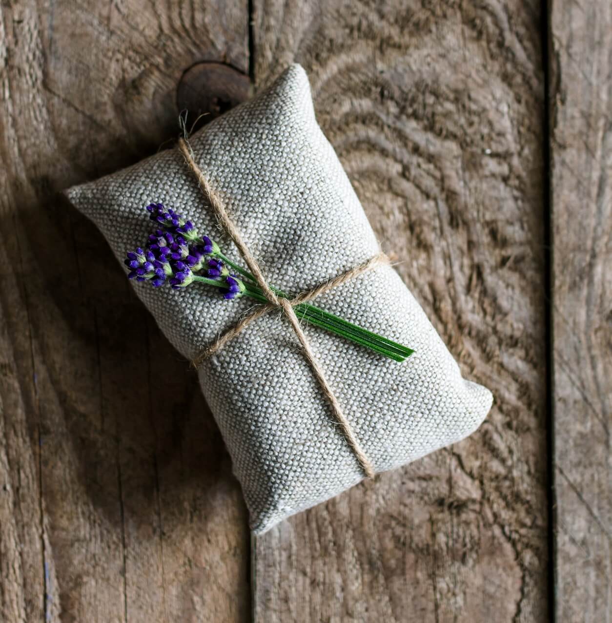 4 Different Ways to Use Lavender in Handmade Gifts