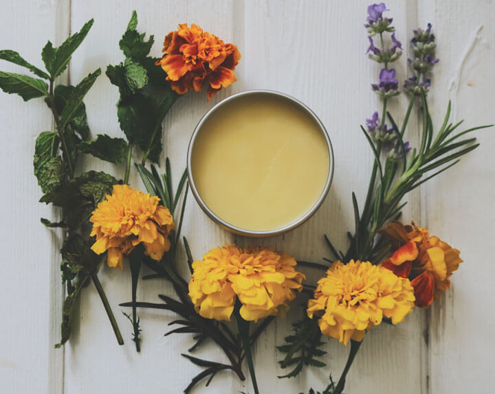 The Benefits of Using Flowers in Homemade Skin Care Recipes